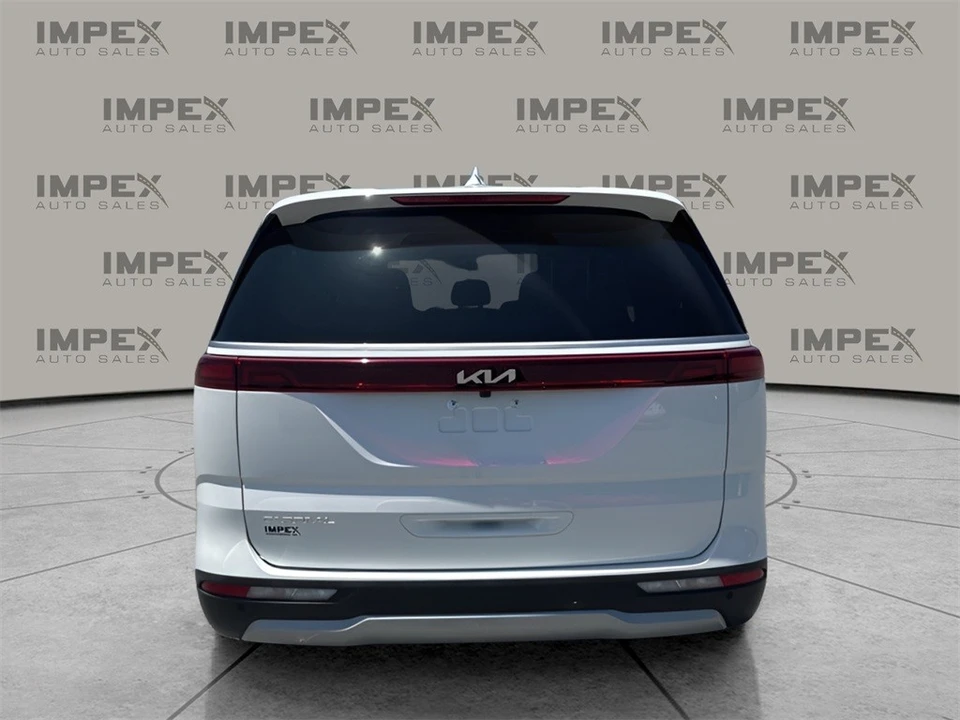 2023 Kia Carnival - Image 4 of 12