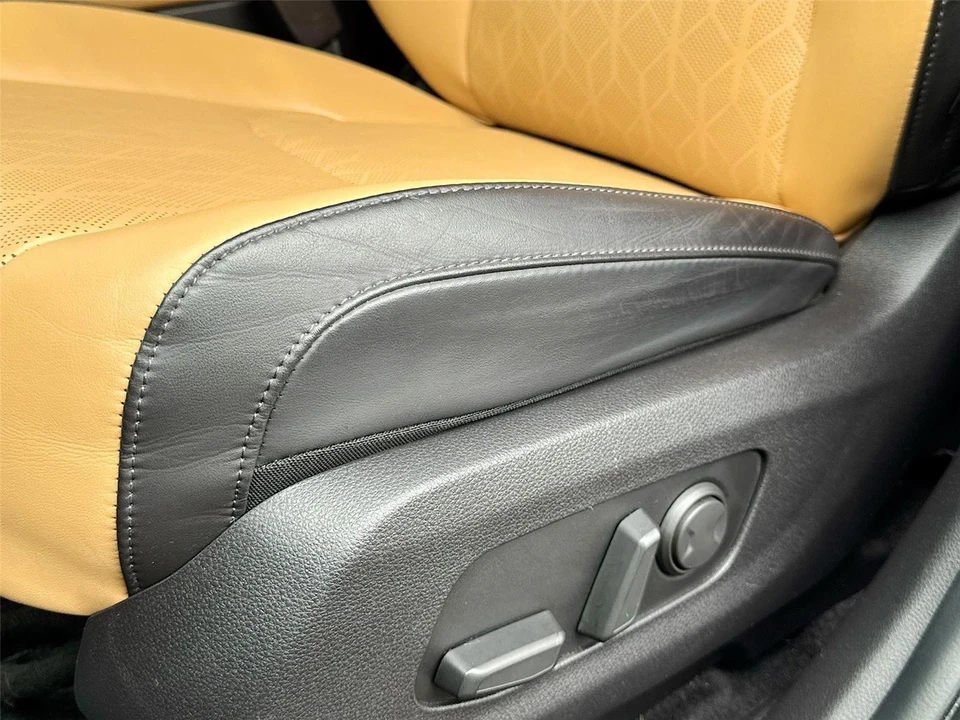 2023 Kia Carnival - Image 20 of 21
