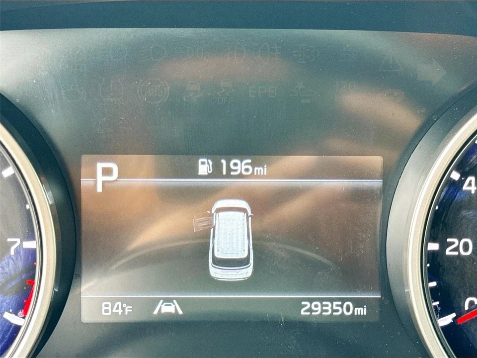 2023 Kia Carnival - Image 12 of 21