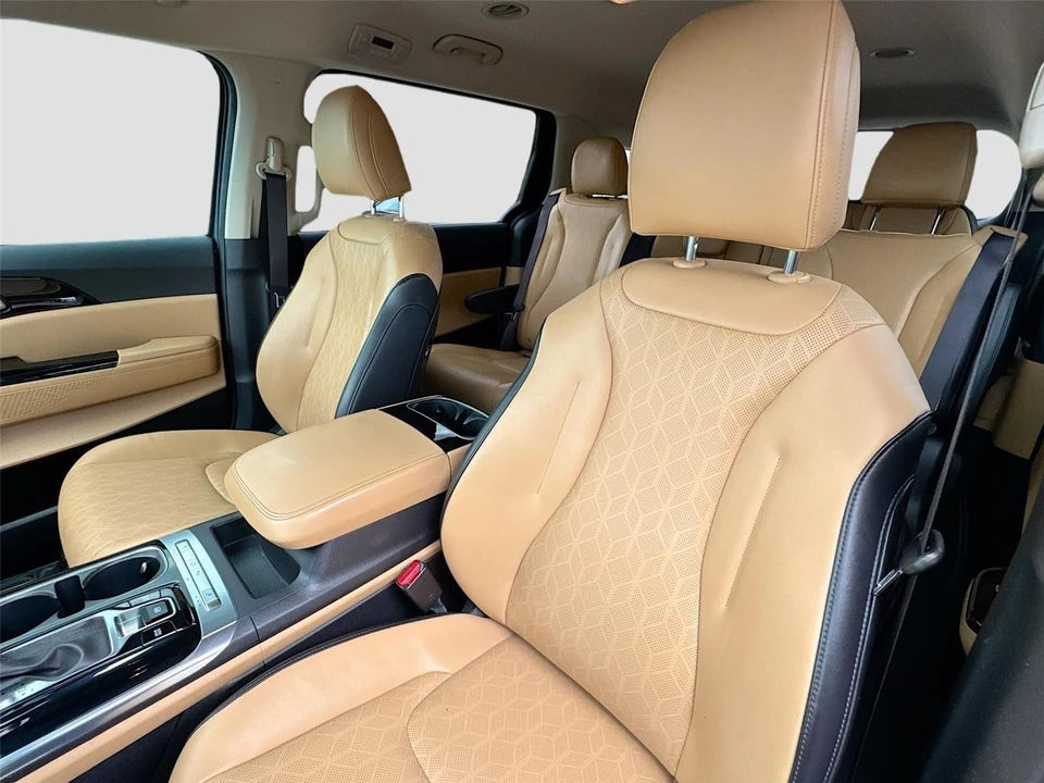 2023 Kia Carnival - Image 21 of 21