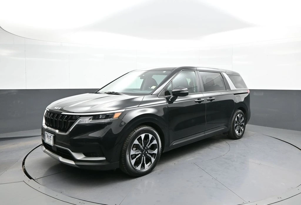 2023 Kia Carnival - Image 10 of 12