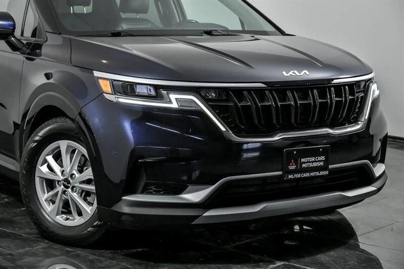 2023 Kia Carnival - Image 2 of 21