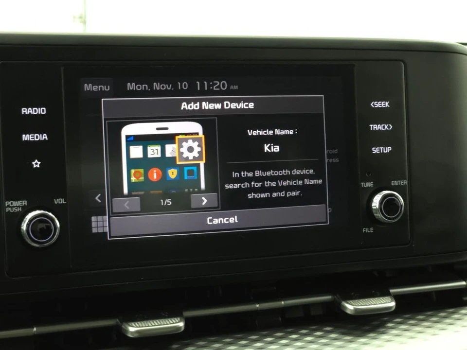 2023 Kia Carnival - Image 3 of 12