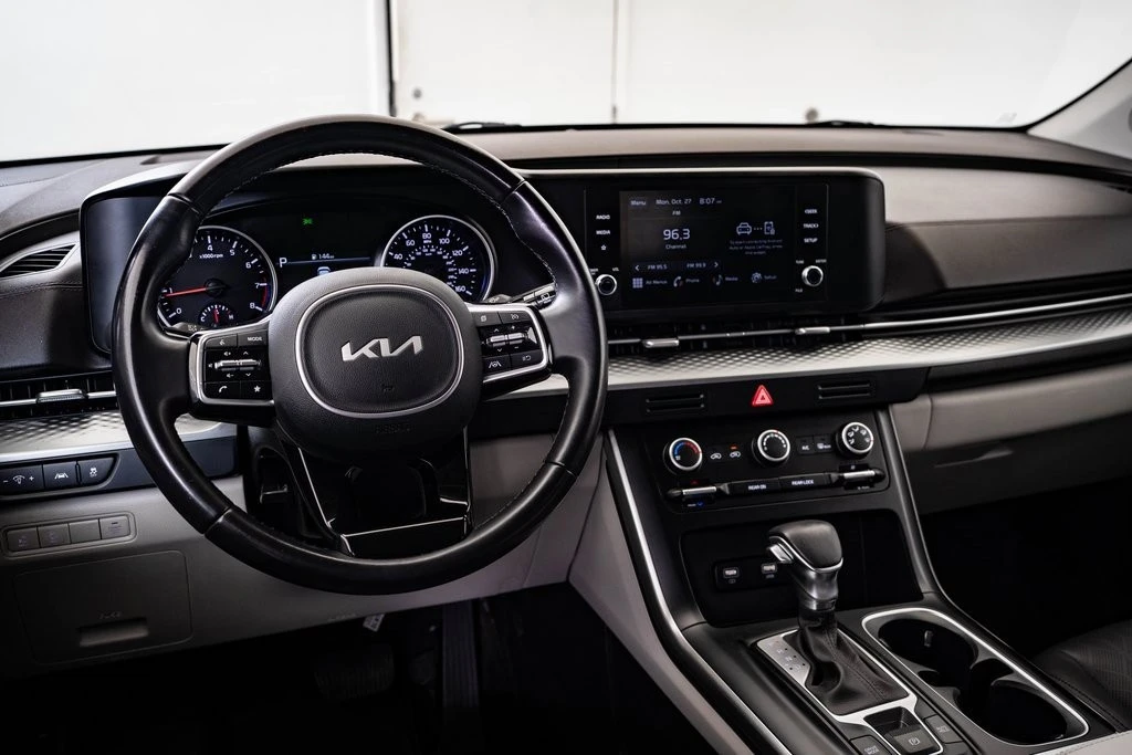 2023 Kia Carnival - Image 4 of 21