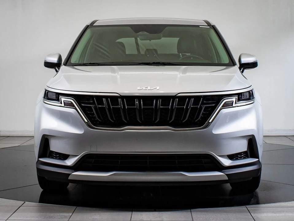 2023 Kia Carnival - Image 2 of 21