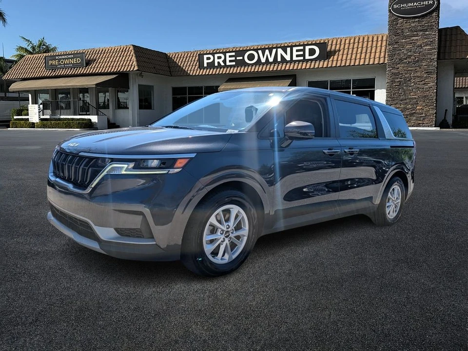 2023 Kia Carnival - Image 3 of 21