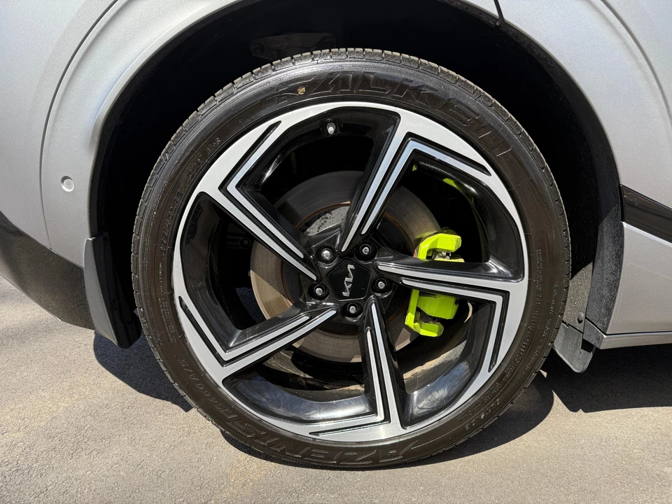 2023 Kia EV6 GT - Image 31 of 31