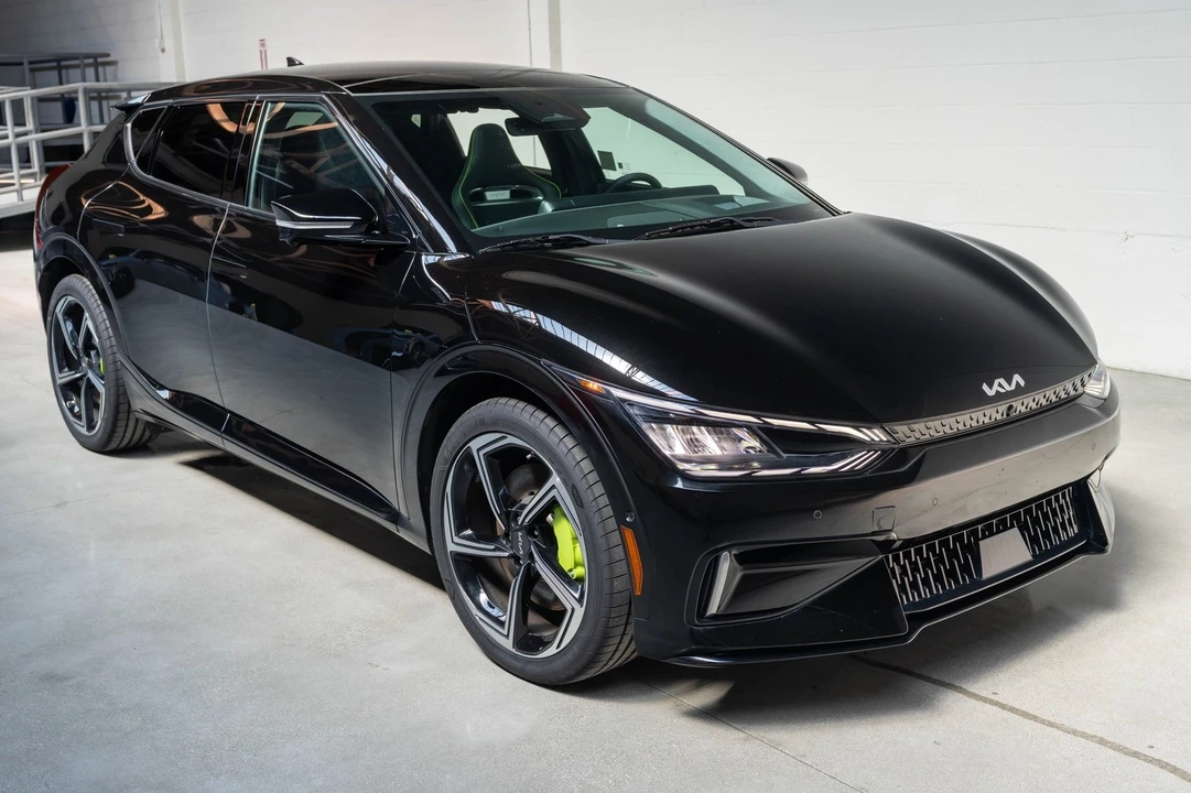 2023 Kia EV6 GT - Image 21 of 21