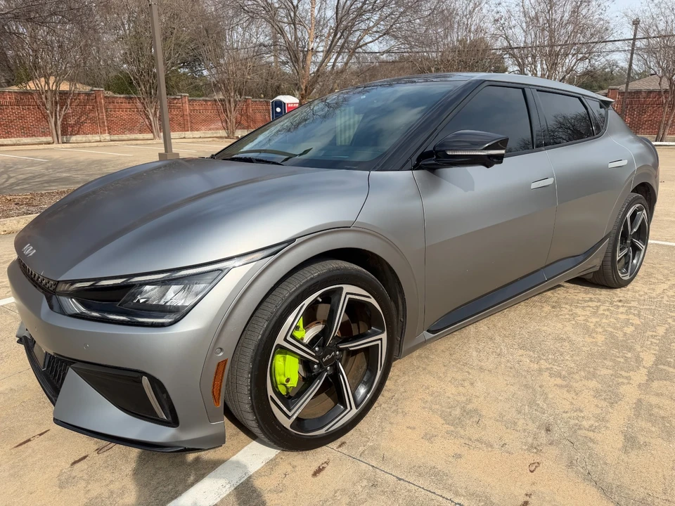 2023 Kia EV6 GT - Image 2 of 21