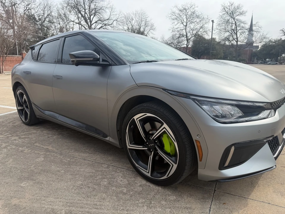2023 Kia EV6 GT - Image 8 of 21