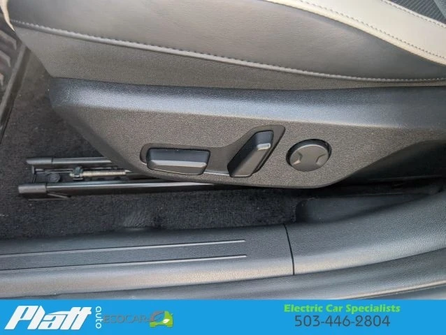 2023 Kia EV6 - Image 11 of 21