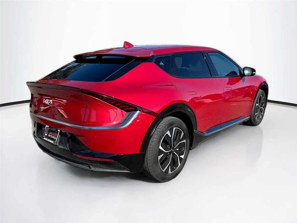 2023 Kia EV6 - Image 5 of 14