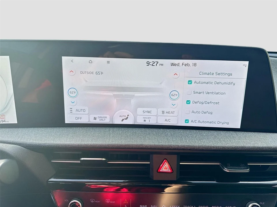 2023 Kia EV6 - Image 15 of 21