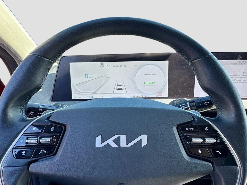2023 Kia EV6 - Image 9 of 14