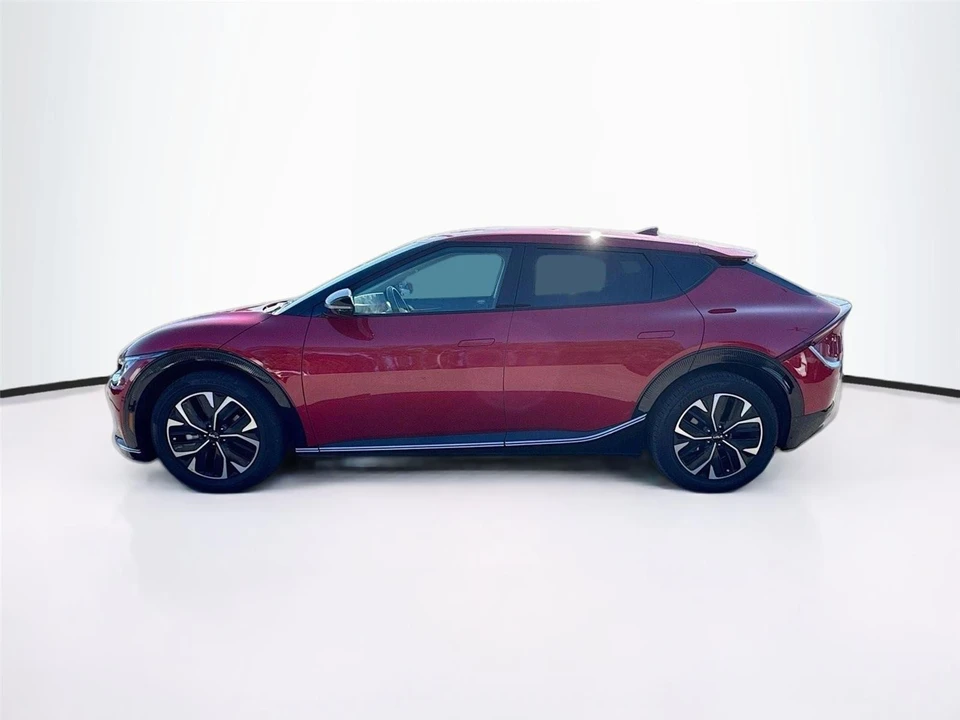 2023 Kia EV6 - Image 3 of 14