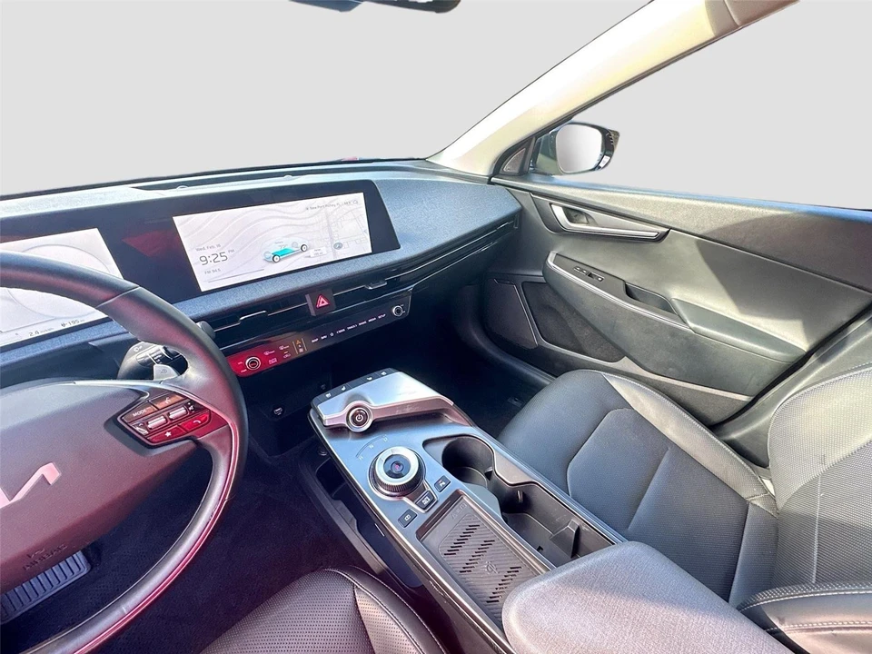 2023 Kia EV6 - Image 8 of 21