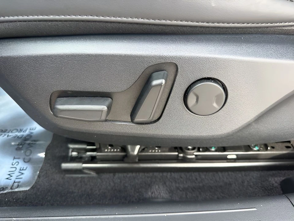 2023 Kia EV6 - Image 10 of 12