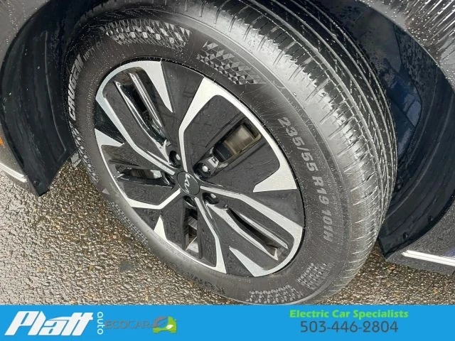 2023 Kia EV6 - Image 18 of 21
