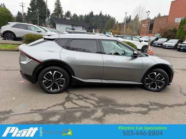 2023 Kia EV6 - Image 12 of 12