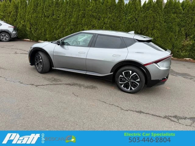 2023 Kia EV6 - Image 5 of 12