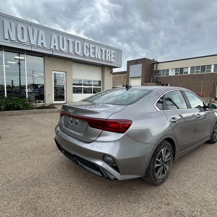2023 Kia Forte - Image 3 of 14