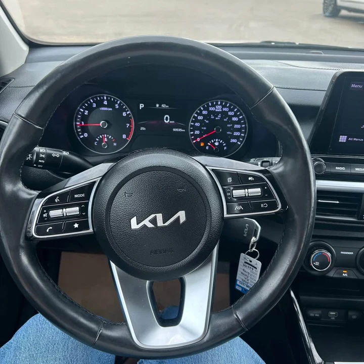 2023 Kia Forte - Image 14 of 14