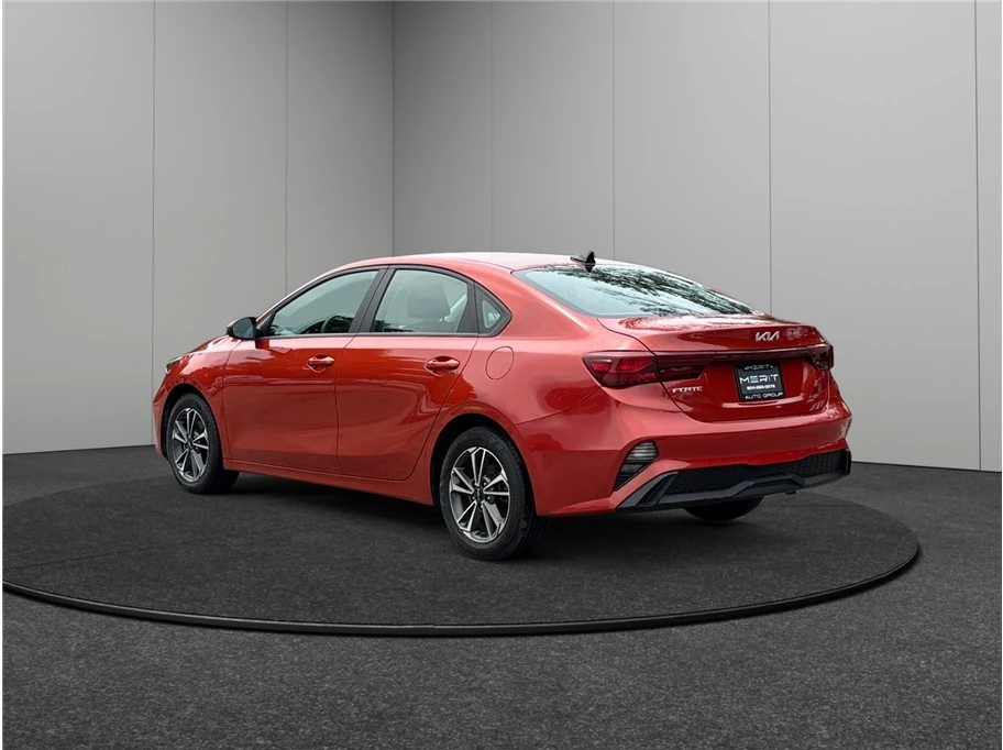 2023 Kia Forte - Image 7 of 21