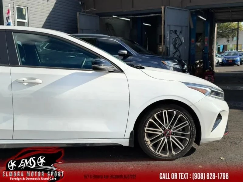 2023 Kia Forte - Image 6 of 12