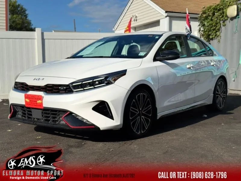 2023 Kia Forte - Image 2 of 12