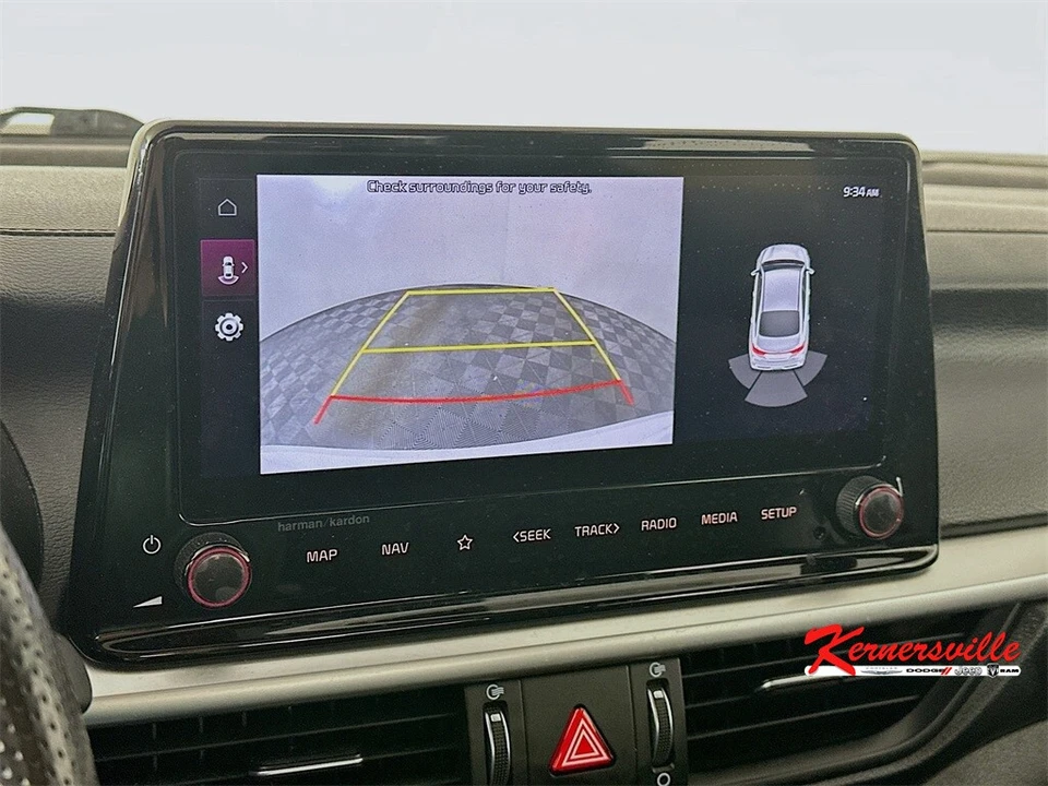 2023 Kia Forte - Image 20 of 21