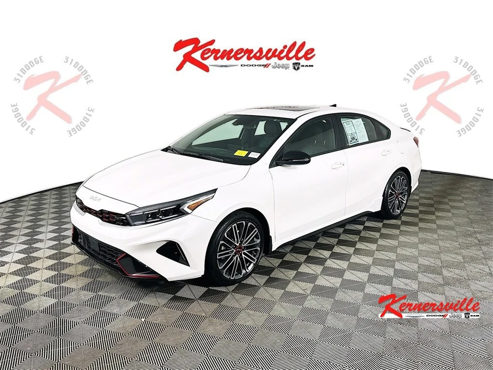 2023 Kia Forte - Image 3 of 21