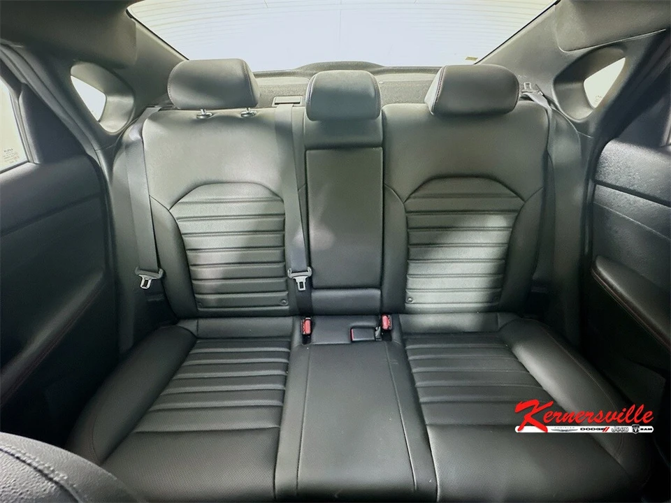 2023 Kia Forte - Image 13 of 21