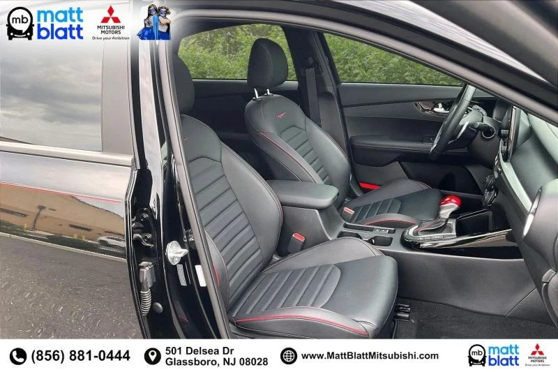 2023 Kia Forte - Image 8 of 12