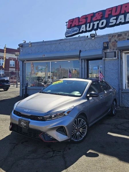 2023 Kia Forte - Image 3 of 12