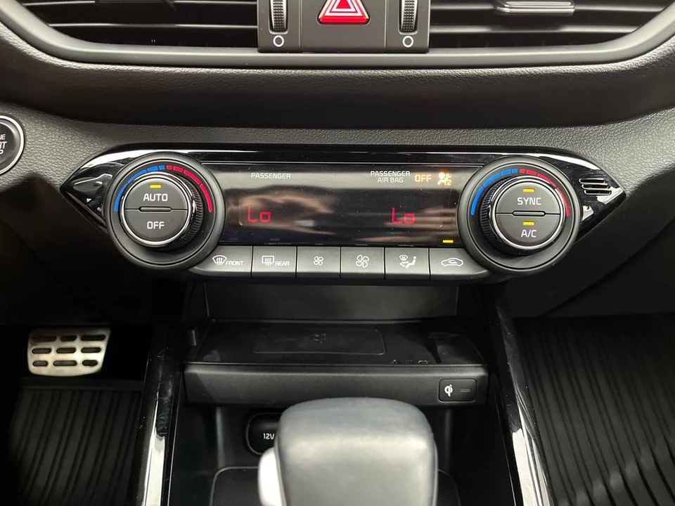 2023 Kia Forte - Image 8 of 12