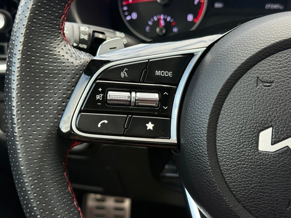 2023 Kia Forte - Image 14 of 21