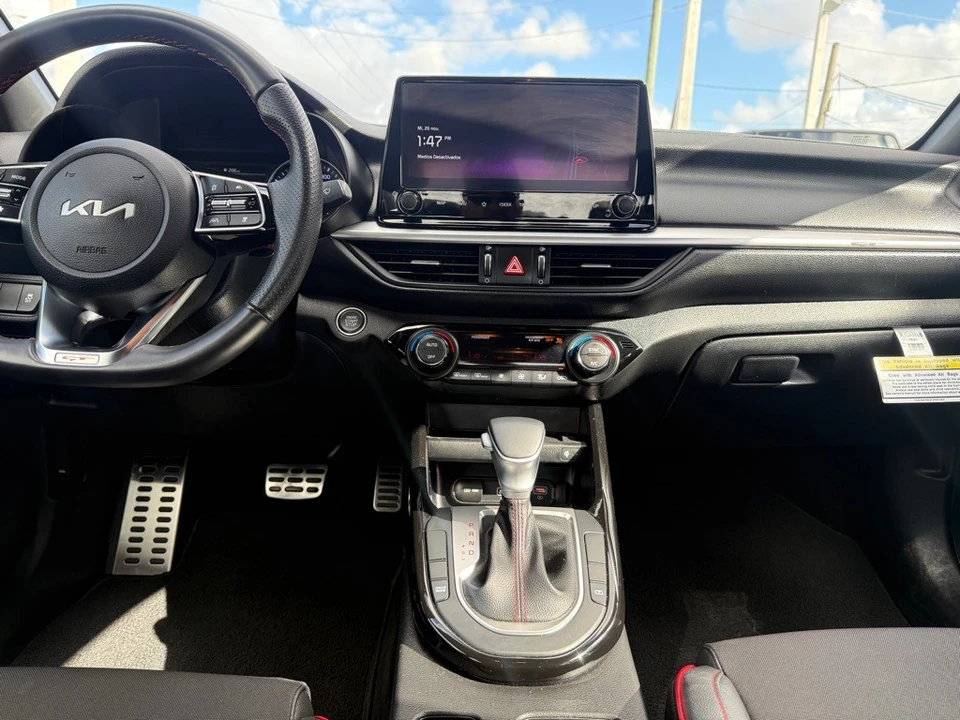 2023 Kia Forte - Image 13 of 21