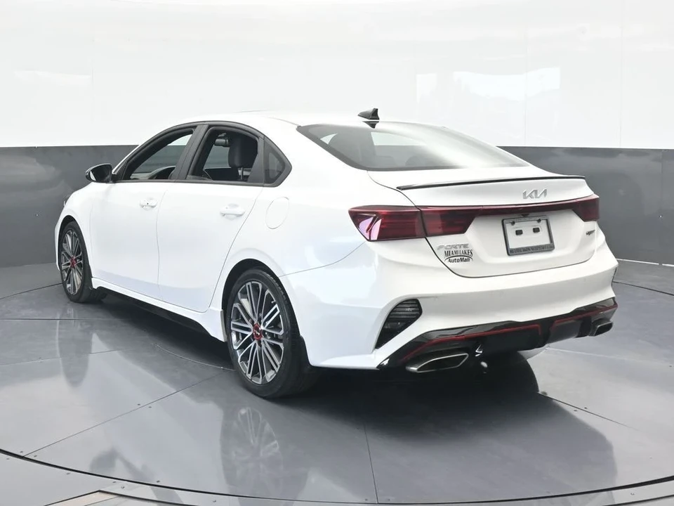 2023 Kia Forte - Image 4 of 12