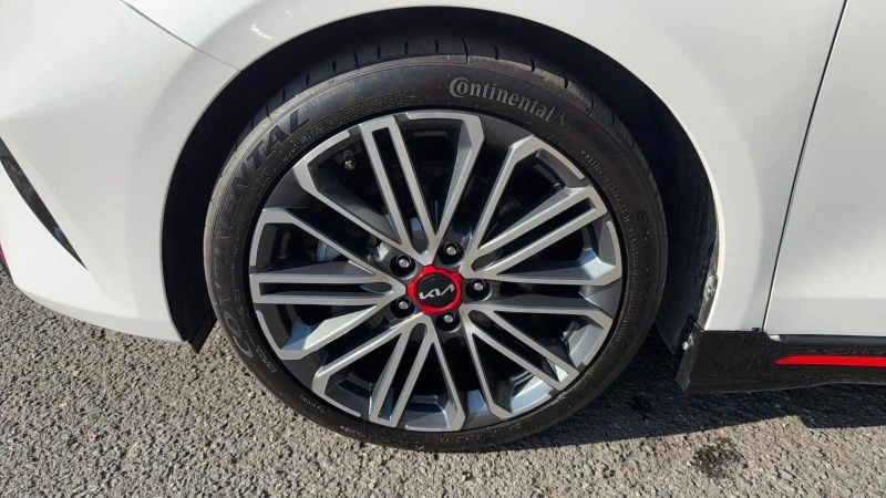 2023 Kia Forte - Image 9 of 12