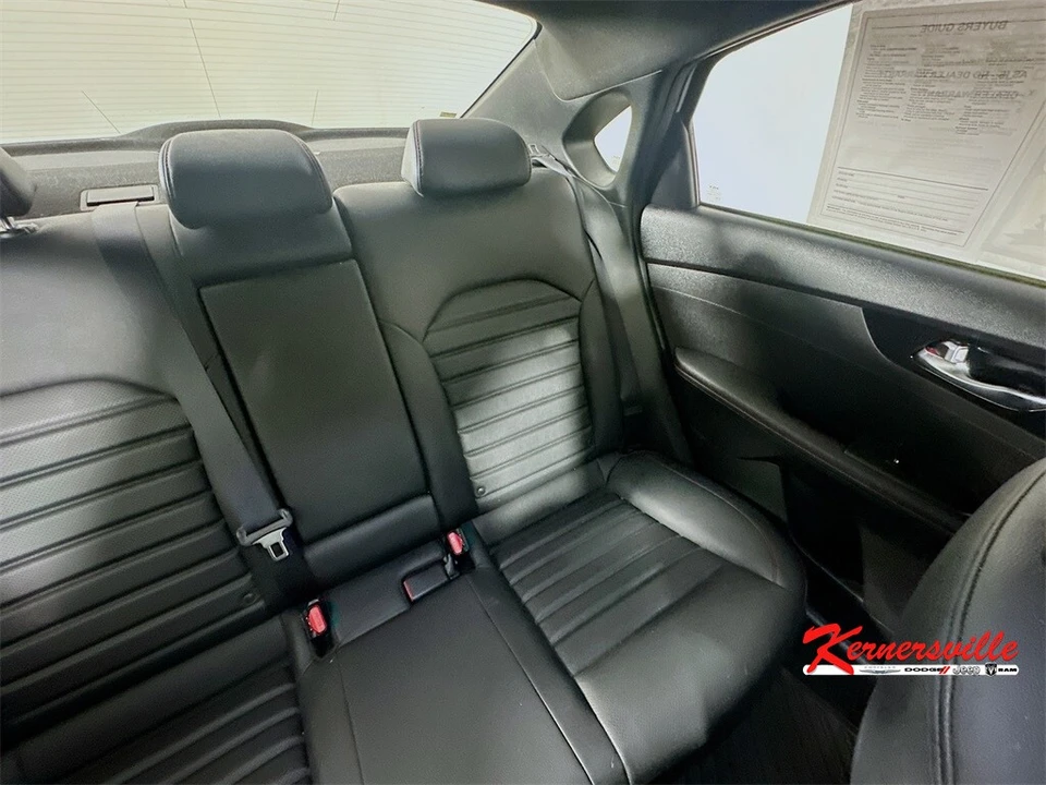 2023 Kia Forte - Image 14 of 21
