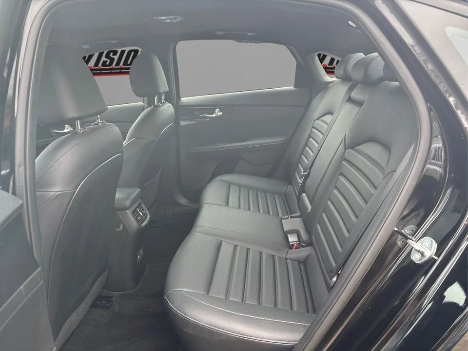 2023 Kia Forte - Image 10 of 12