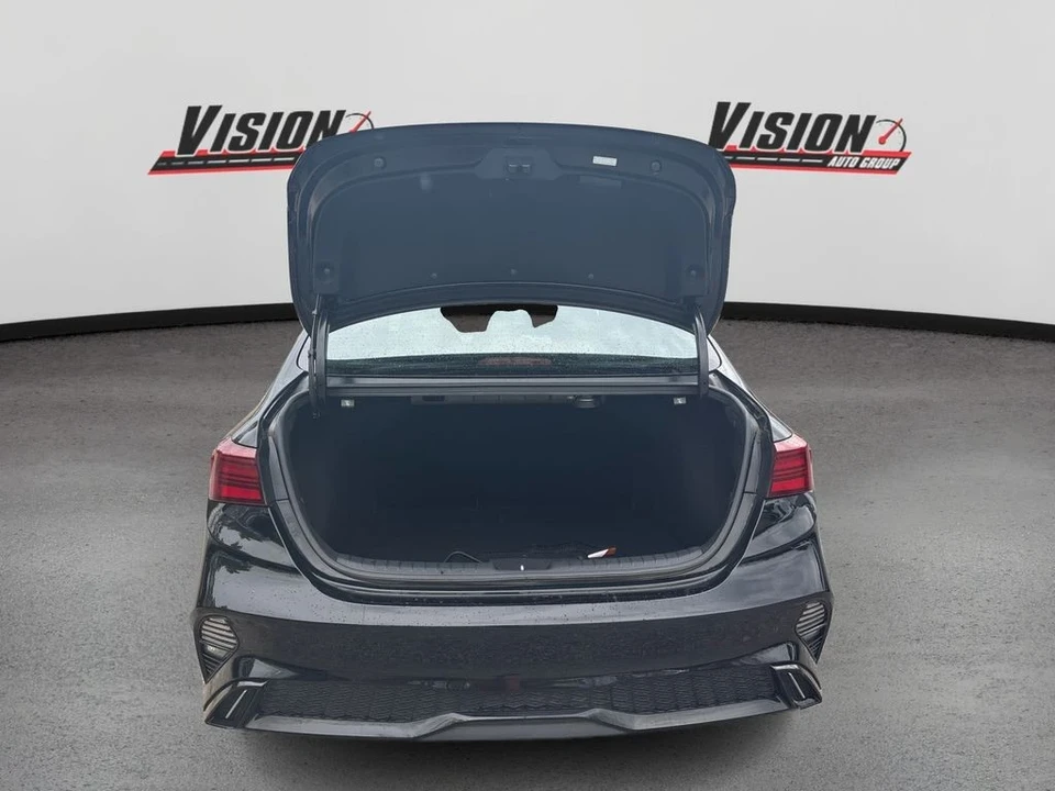 2023 Kia Forte - Image 11 of 12