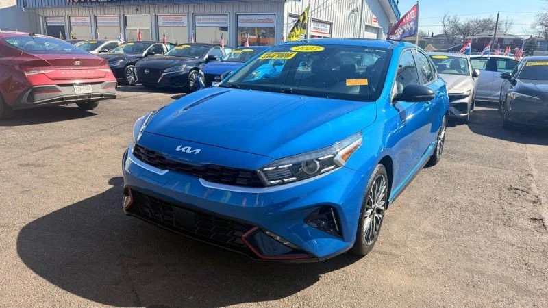 2023 Kia Forte - Image 4 of 12