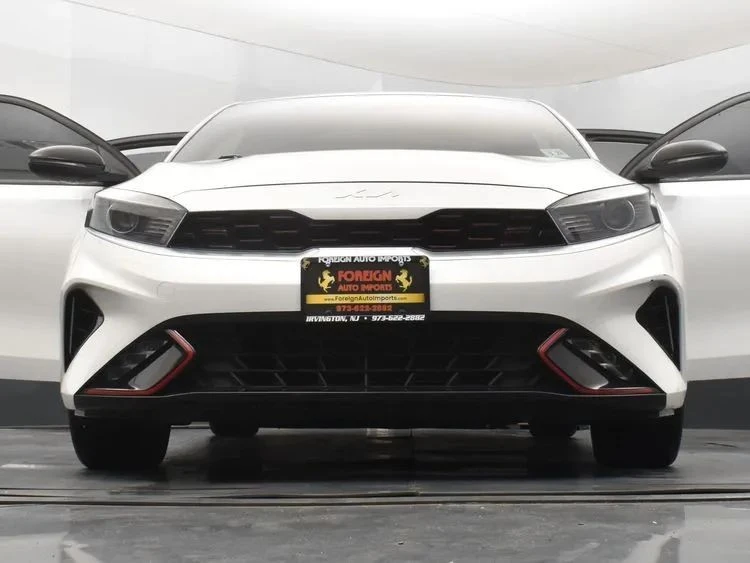 2023 Kia Forte - Image 11 of 12