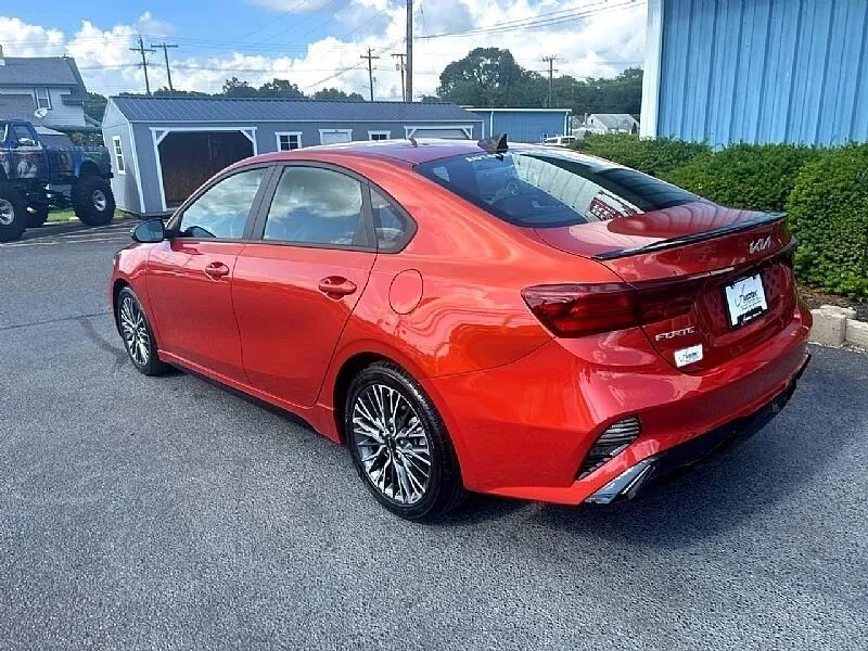 2023 Kia Forte - Image 4 of 12
