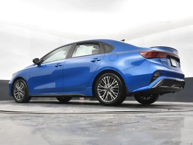 2023 Kia Forte - Image 12 of 12