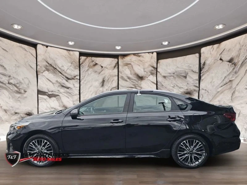2023 Kia Forte - Image 4 of 12