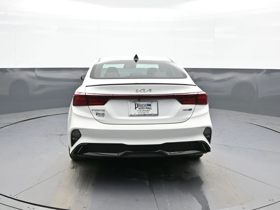 2023 Kia Forte - Image 7 of 12