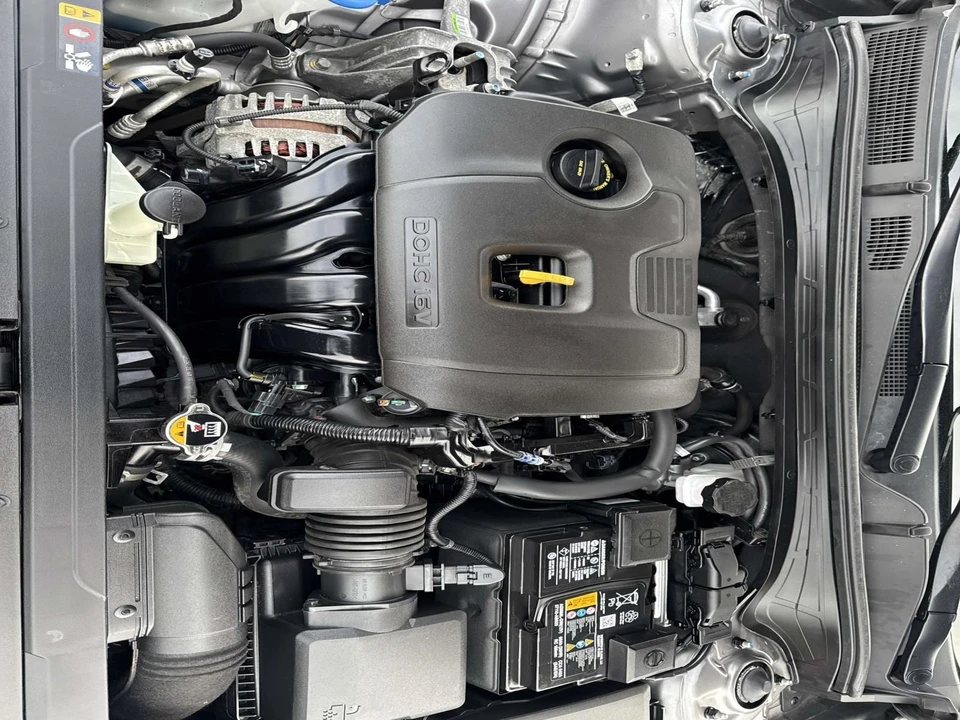 2023 Kia Forte - Image 12 of 21