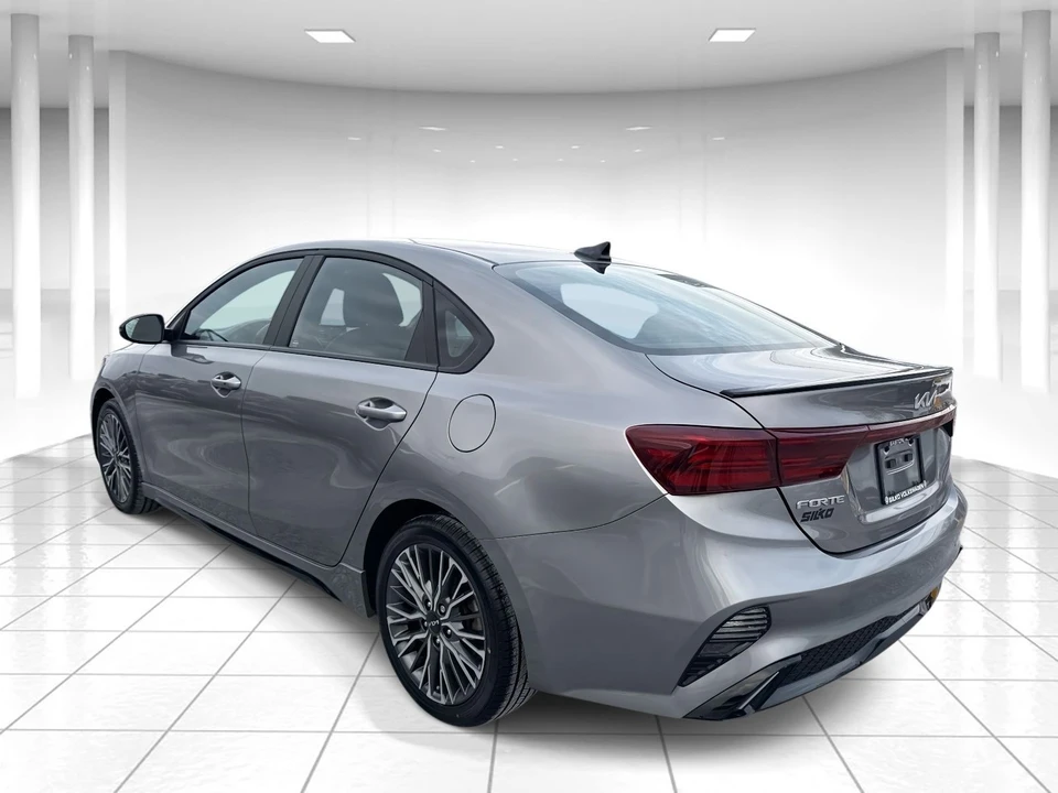 2023 Kia Forte - Image 8 of 21